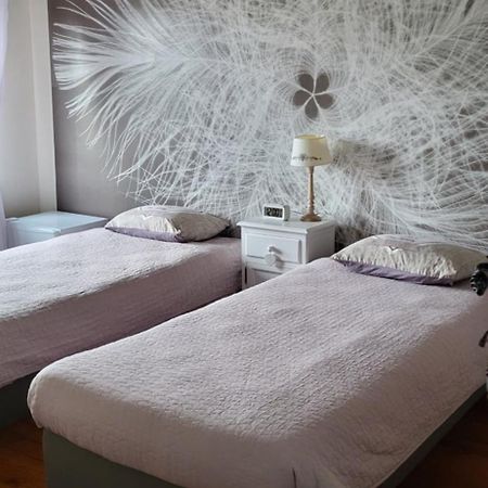 Chambres Esprit Campagne Libramont-Chevigny Luaran gambar